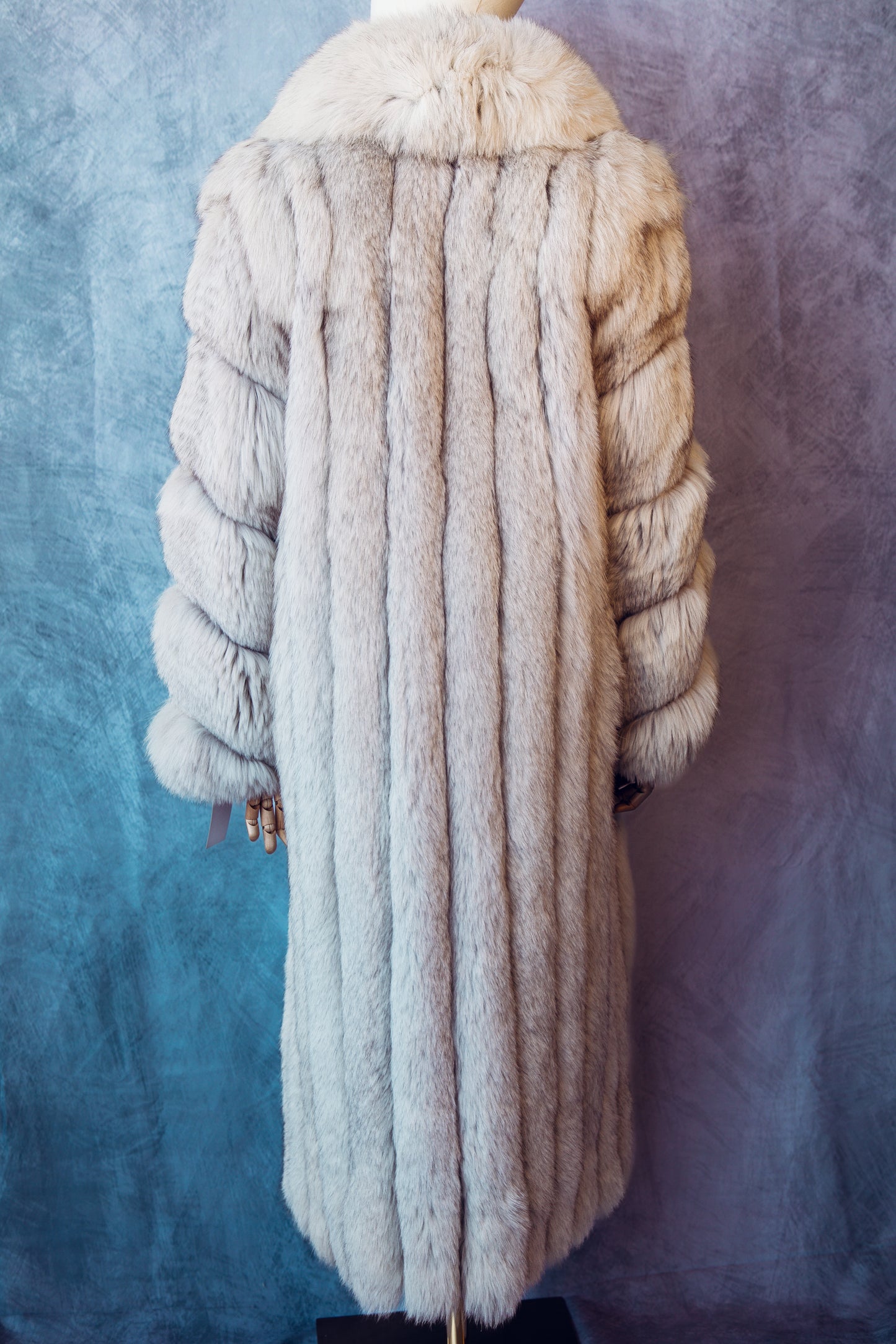 Vintage Fur Fox Crystal Grey Full-Bellies Medium/ Large Full Length FCO10