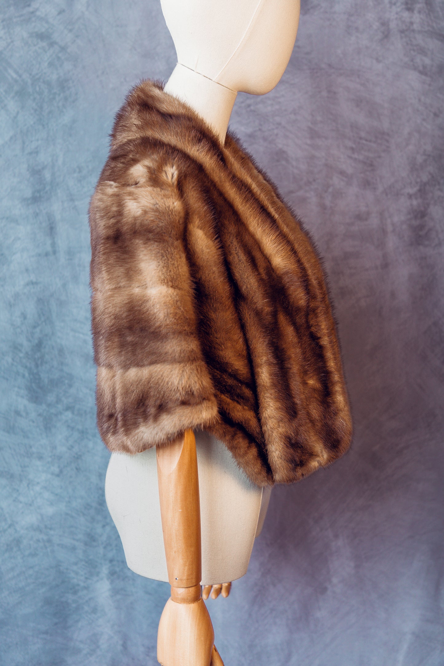 Vintage Fur Mink Cape Honey Brown-FC049