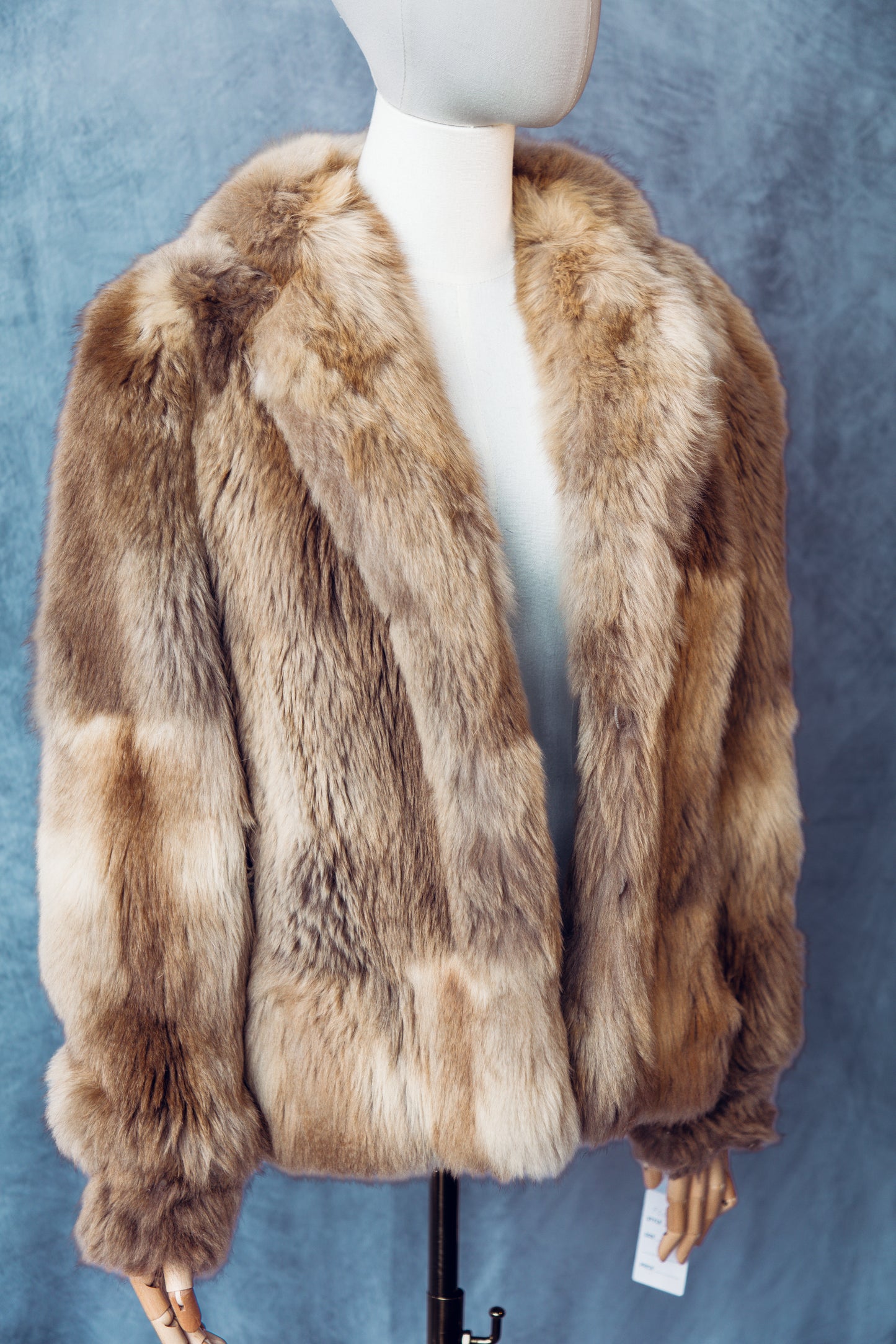 Vintage Fur Honey Blond Short-FC056