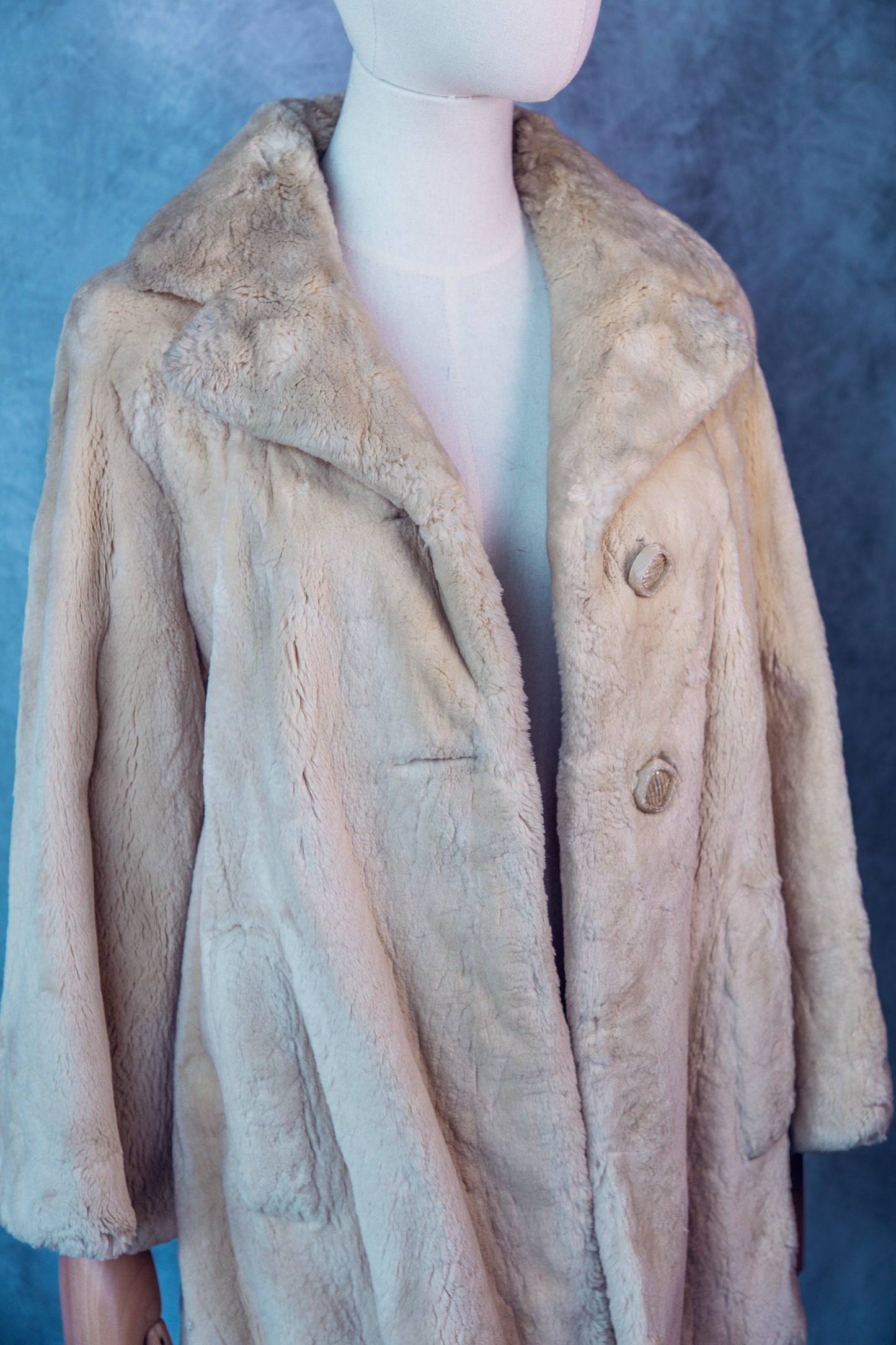 Vintage Fur Coat 1950’s Cream Medium/Large-FC083