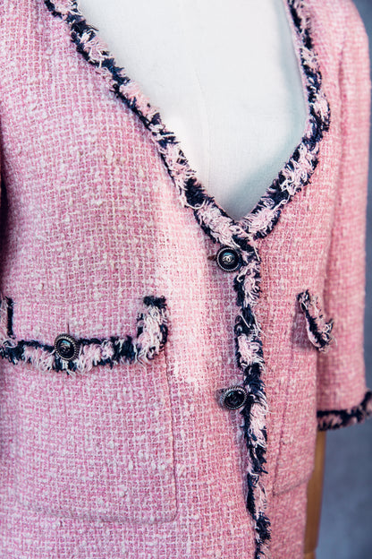 Vintage Chanel Pink Tweed Blazer small CJ002