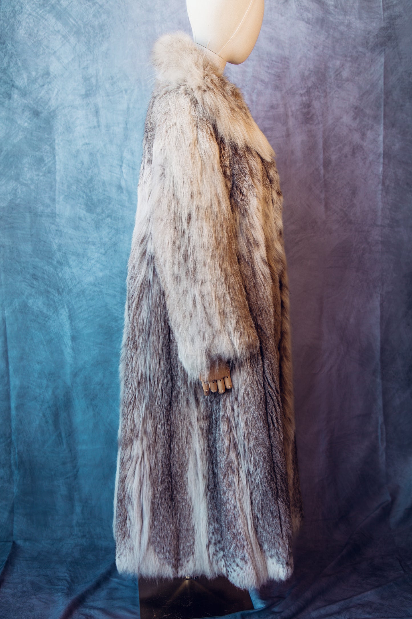 Vintage Fur Russian Lynx’s  Full Length Coat Medium/Large  FC011