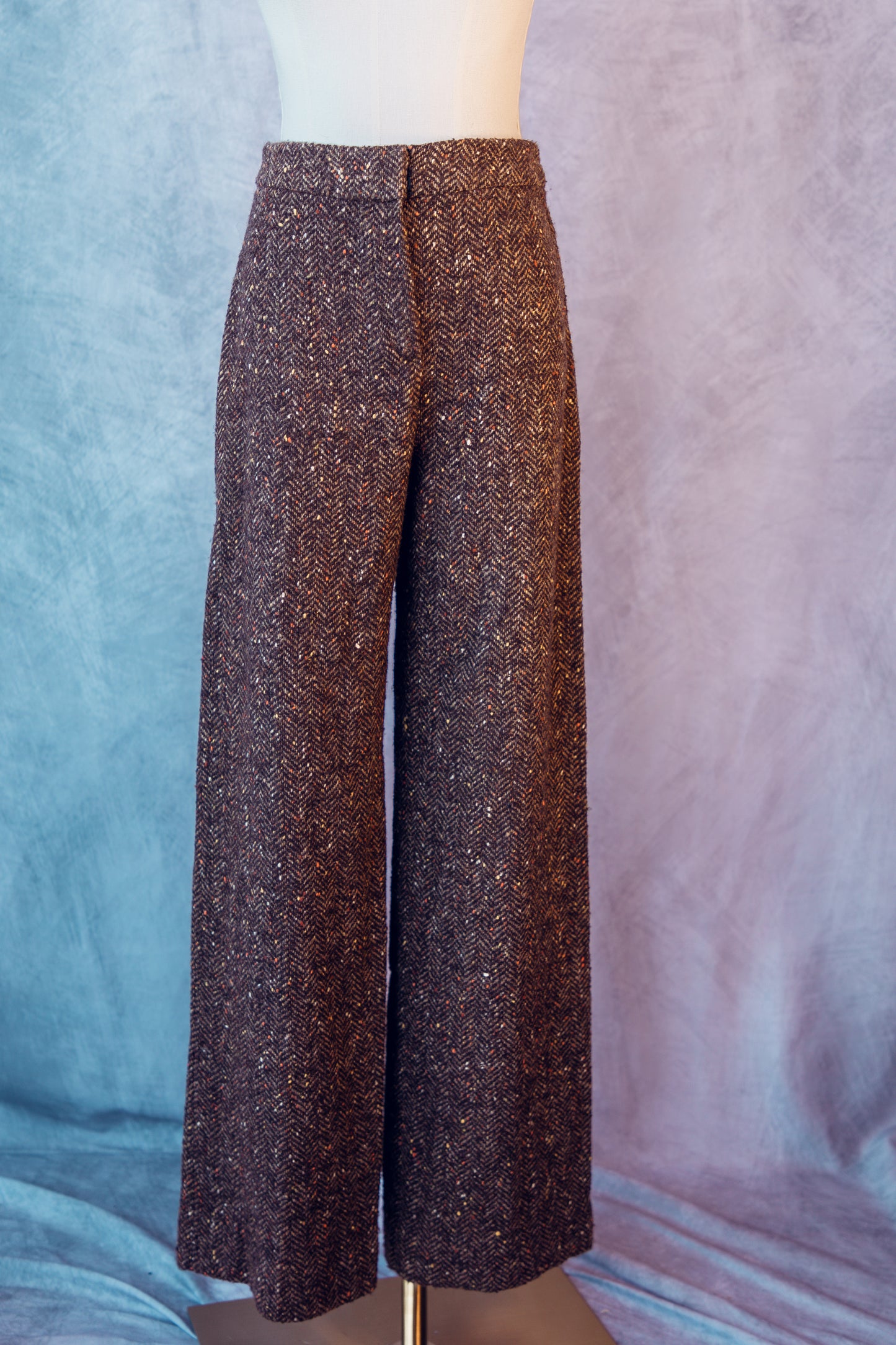 Vintage Valentino 2 pc Mink detailed suit TB010