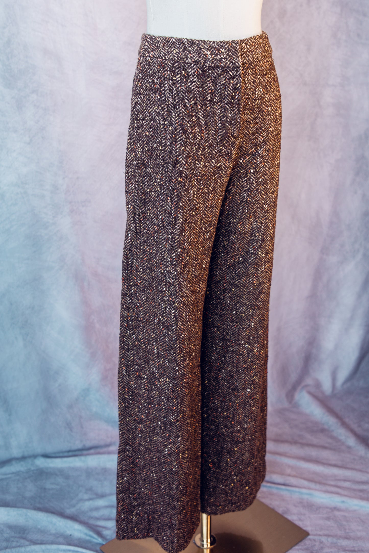 Vintage Valentino 2 pc Mink detailed suit TB010